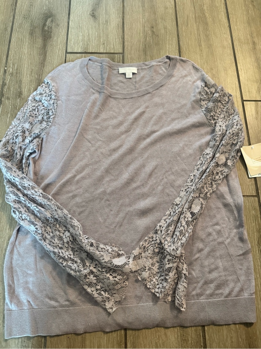 14th & Union Lavender Lace-Sleeve Knit Top